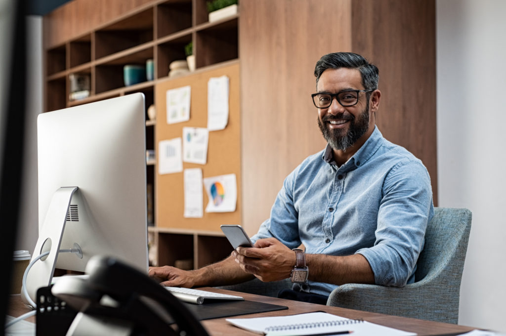 A CTO real estate at his desk